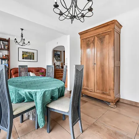 Maison Familiale 8 Pers Jardin Jacuzzi Gare Parking Holiday home *
